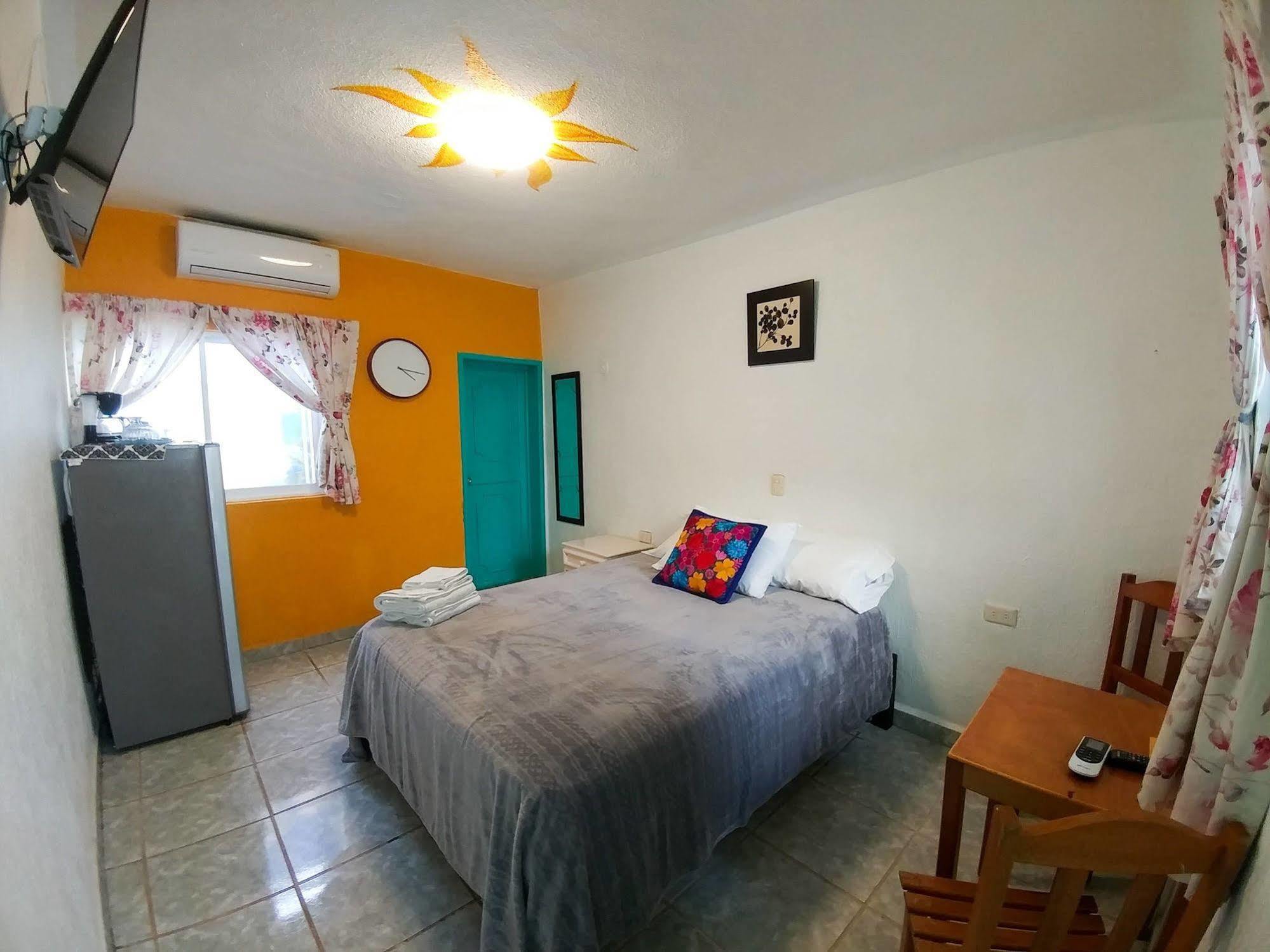Posada Paso Del Sol Isla Mujeres Exterior foto